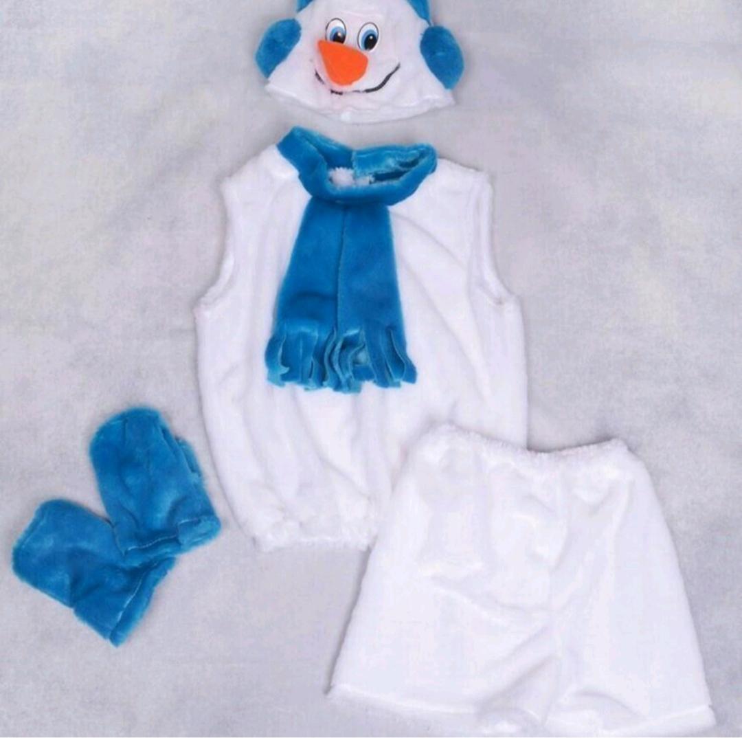 Снеговик в одежде