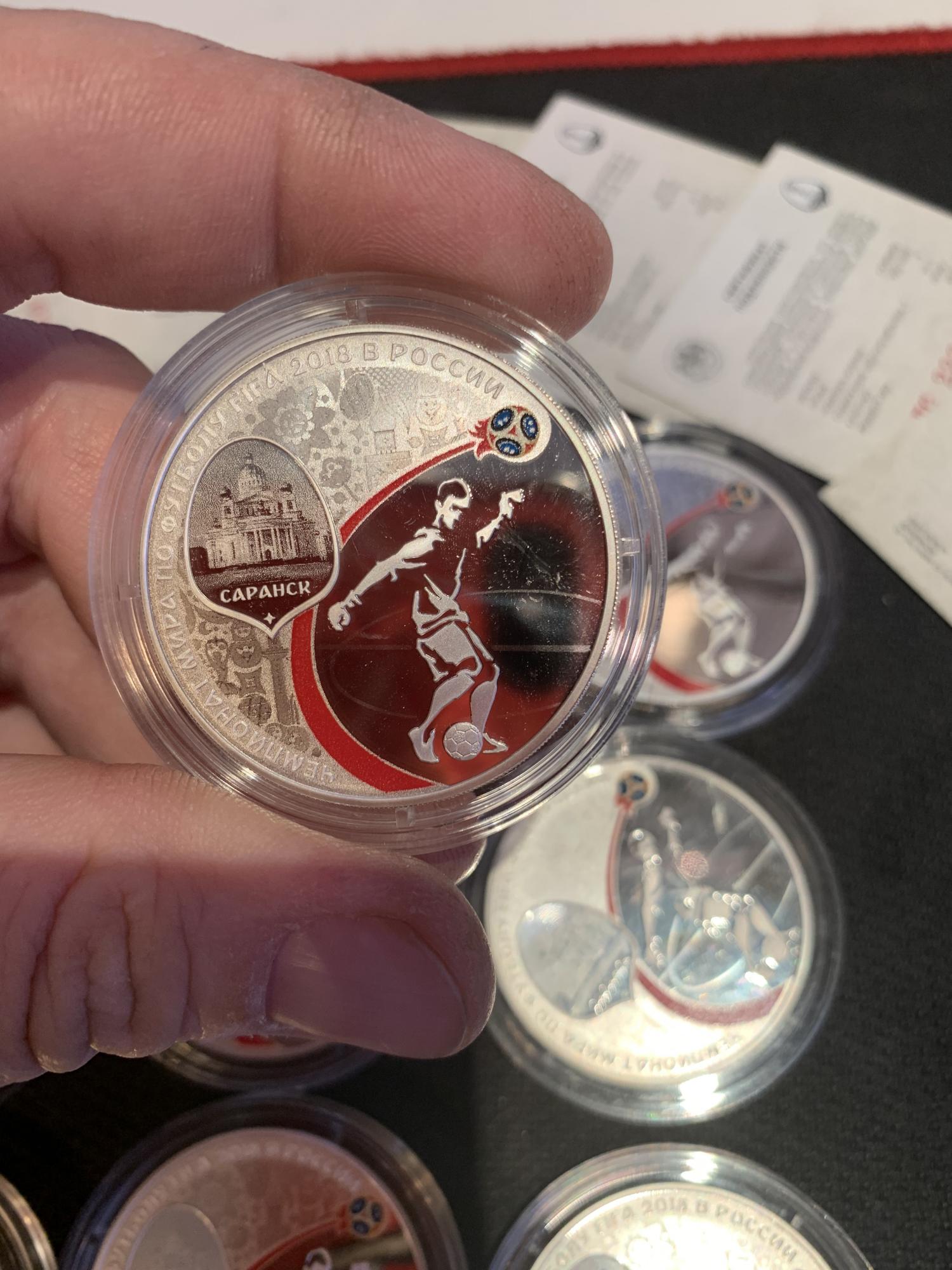 3 рубля саранск 2018. Шестигранник чм 2018 монета серебро. Монета 3 руб. 3 рубля саранск. Саранск футбол 2018.
