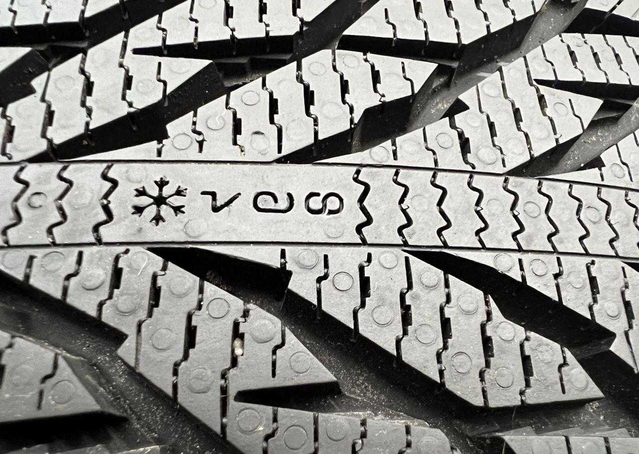 Nokian hakkapeliitta r3 245 45. Nokian hakkapeliitta r3 245 45