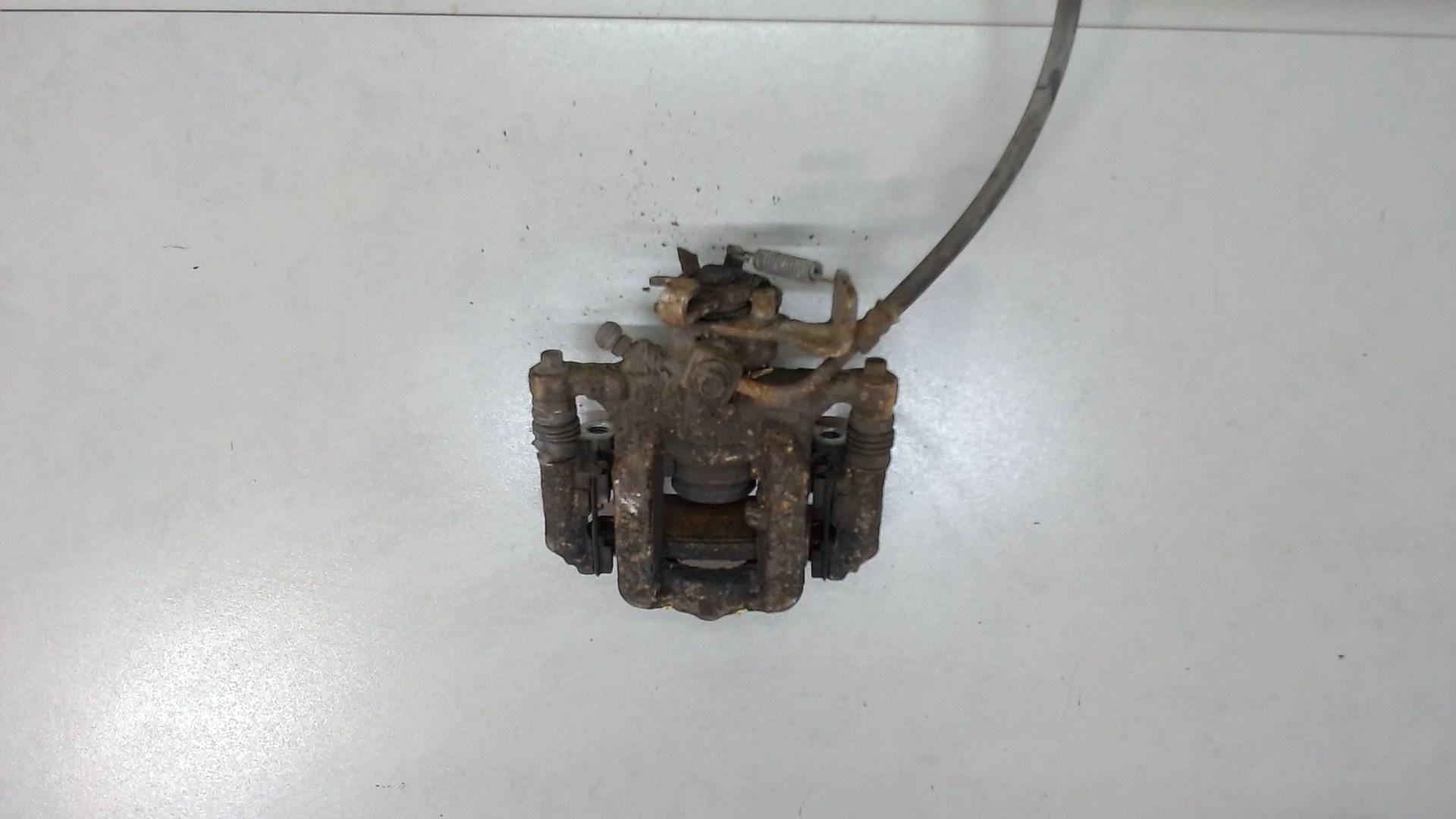 Задний суппорт опель мокка. Суппорт тормозной опель мокка. Задний суппорт опель мокка. Как называются детали суппорта на опель мокка. Принцип работы заднего суппорта опель мокка.