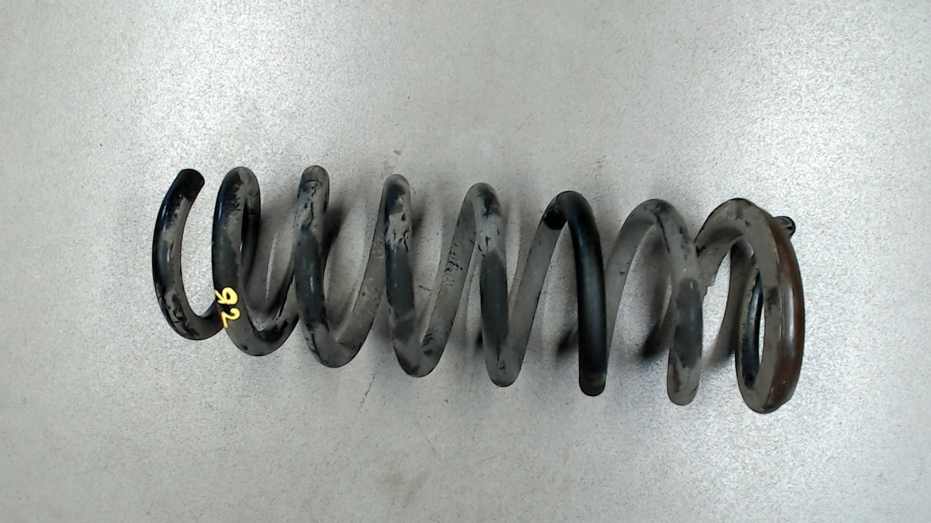 Подставка на пружина хендай i30. Передние пружины ds4. Хендай i30 пружины передние. Пружины i30. Пружины на hyundai i30 2009.