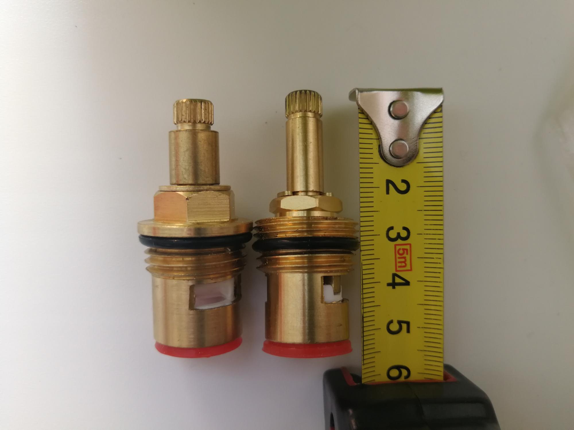 Кран-буксы для горячей воды новые купить в Москве, цена 200 руб ...