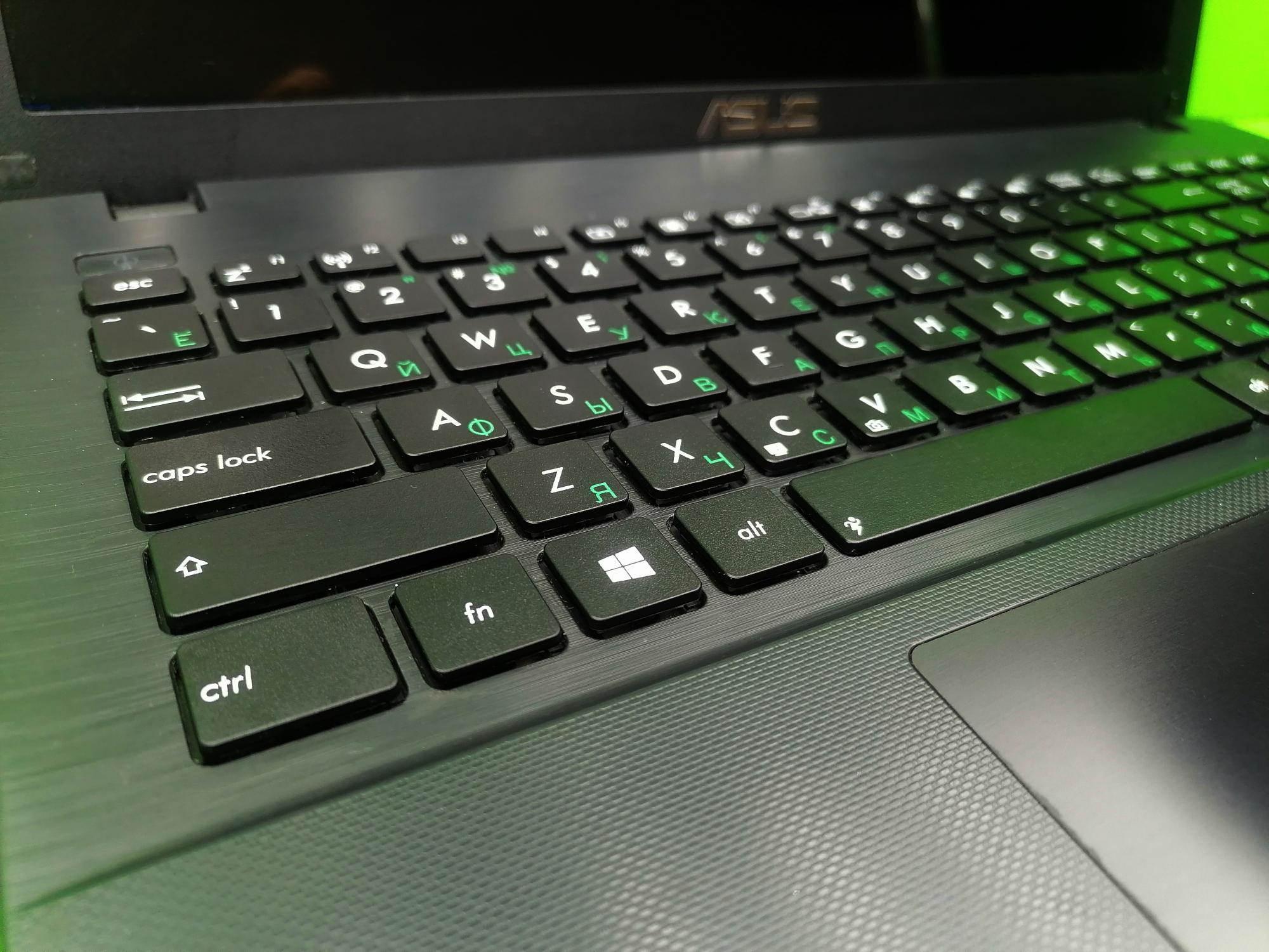 Мощный игровой ноутбук 4 ядра GeForce 2GB А7652 купить в Москве, цена ...