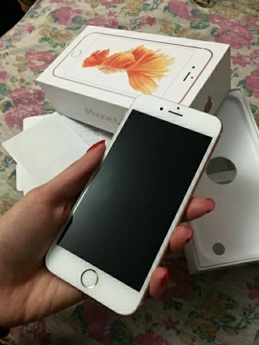 Айфон с рук авито. Iphone 6 в руке. Айфон 6s в руке. Белый айфон 6 в руке. Белый айфон 6s в руке.