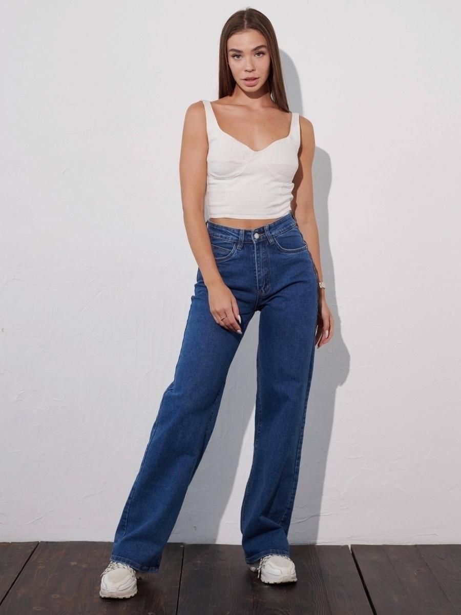 Прямые широкие джинсы женские