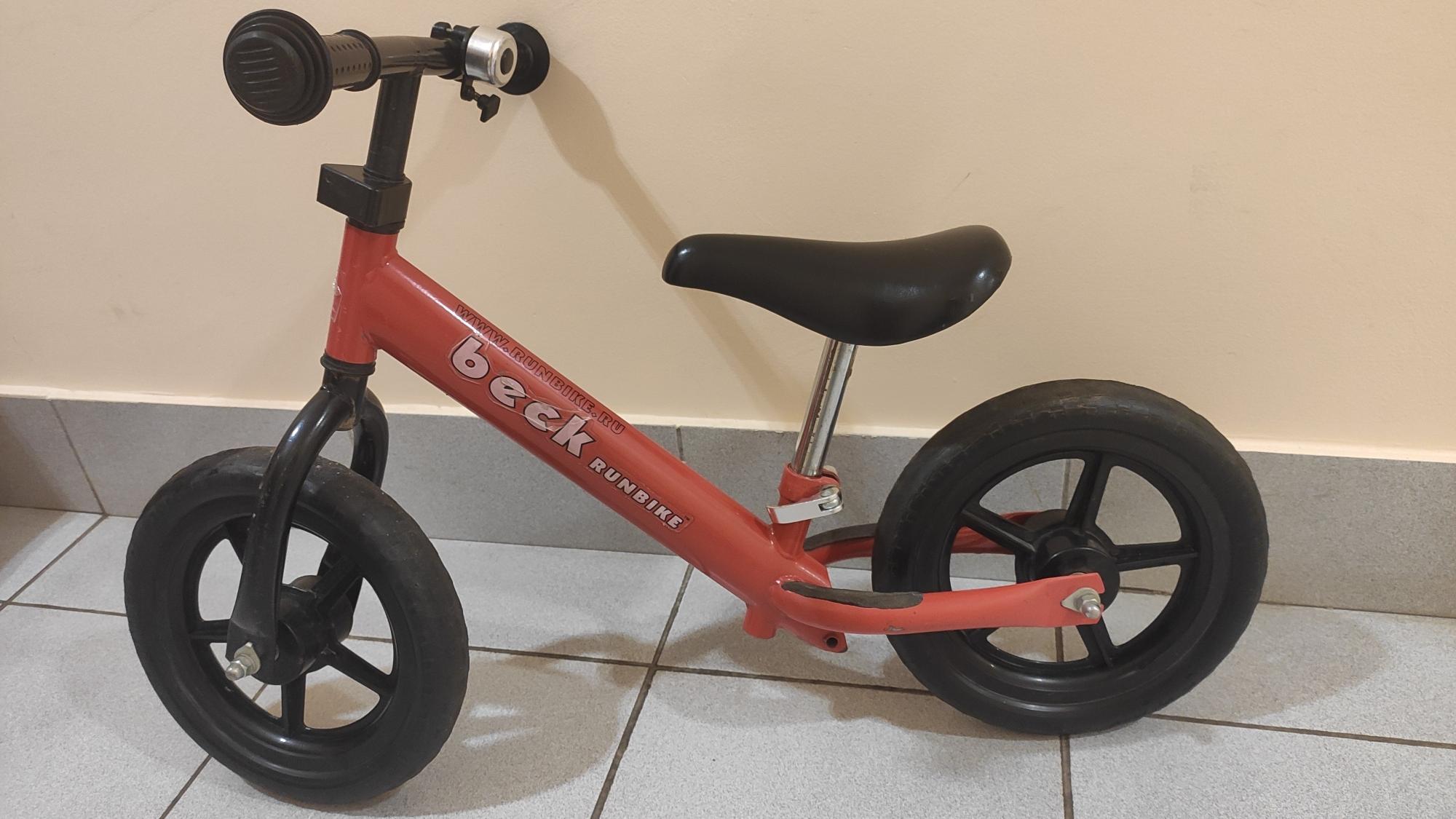 Beck беговел. Беговел с цветными дисками. Колеса надувные беговел runbike. Беговел stoy. Колеса надувные беговел runbike.