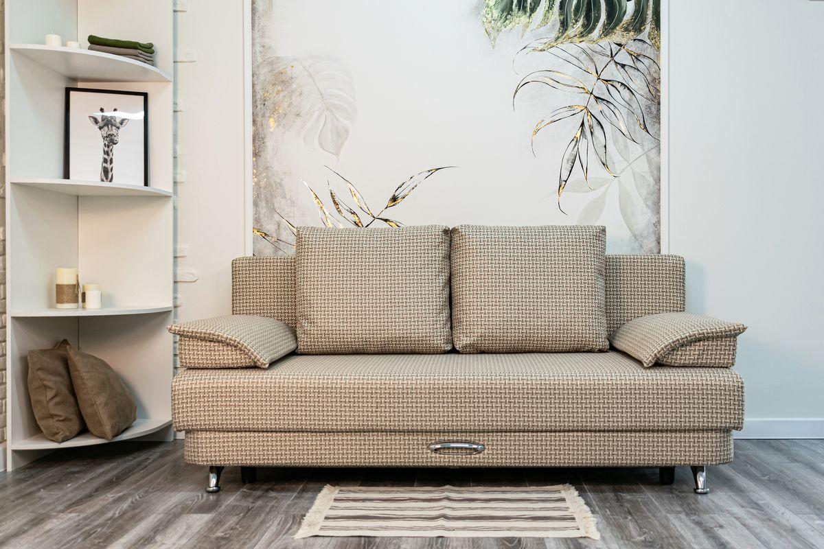 Диваны в городе тамбов. Авито курск диван новый 40 0000 от 17 января 2022. Авито тамбов кедр мебель диваны. Мебель даром диваны г. Диван раскладной коричневый ремонт от застройщика.