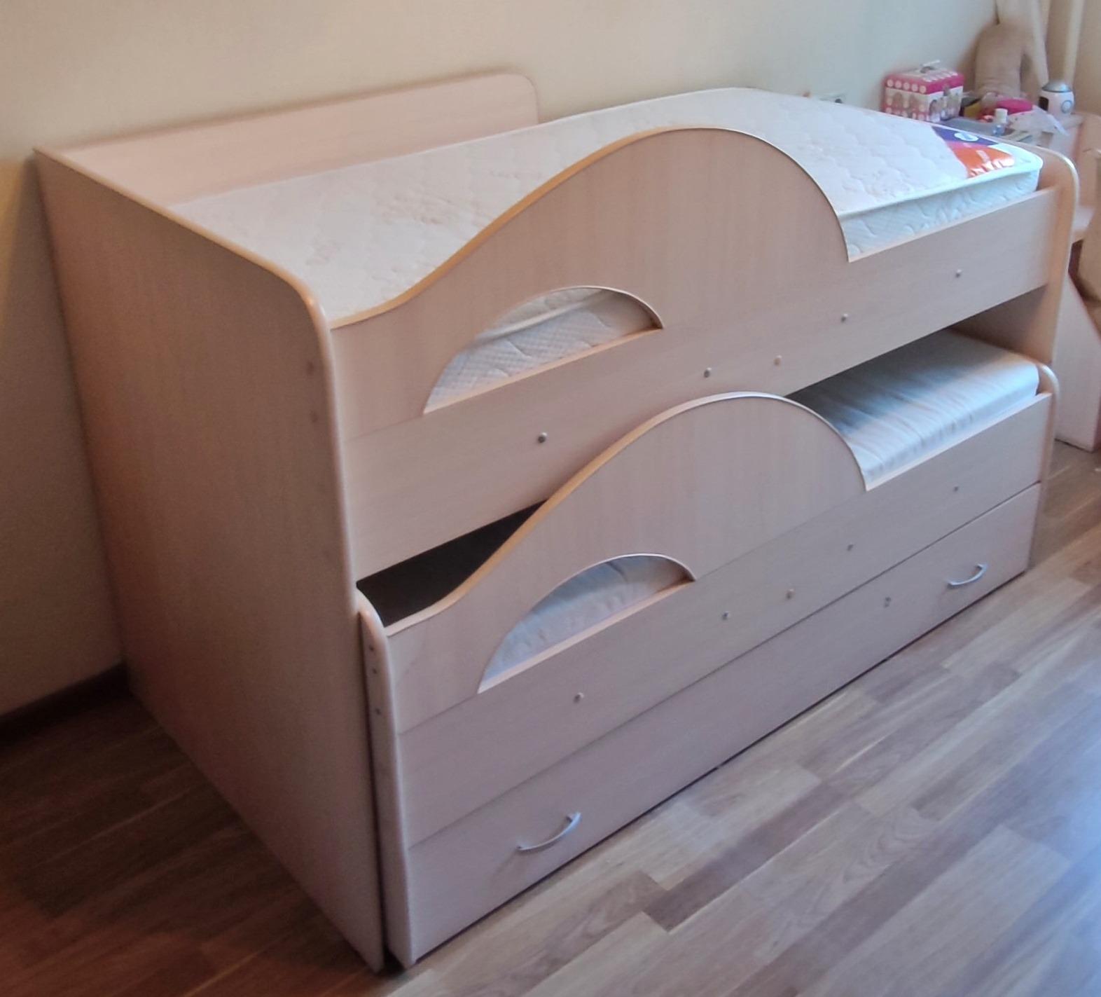 Детская кровать полуторка с бортиками