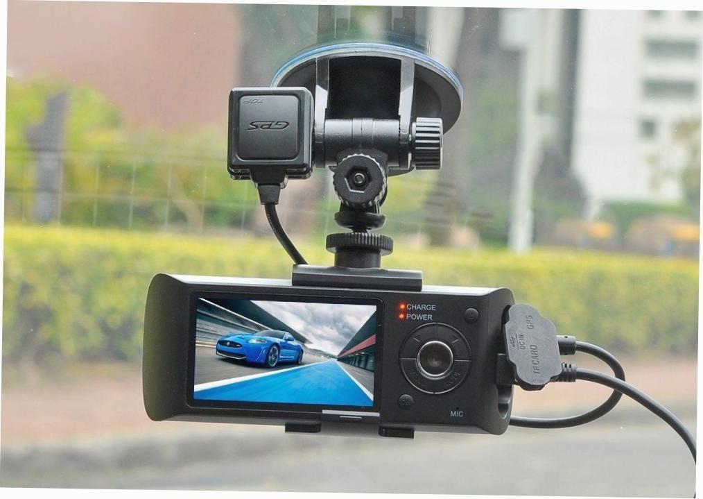 Какой регистратор для автомобиля. Видеорегистратор ACTIVCAR DVR-hd613, 2 камеры. Видеорегистратор автомобильный Неолайн. Видеорегистратор Subini DVR-hd219, 2 камеры, GPS. Регистратор с двумя камерами Neoline х1000.