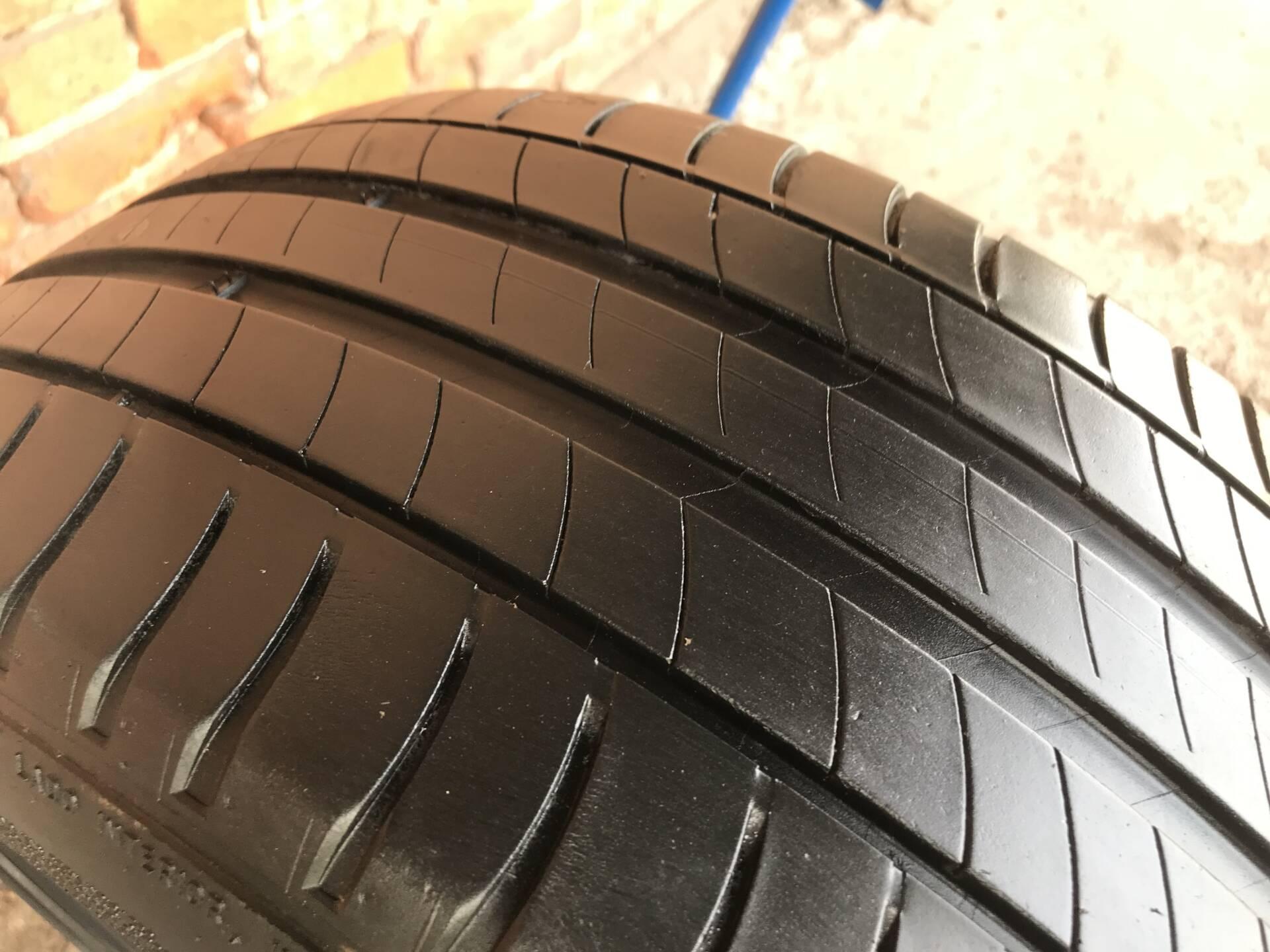 Runflat 225 55. Michelin 225 45 r17.