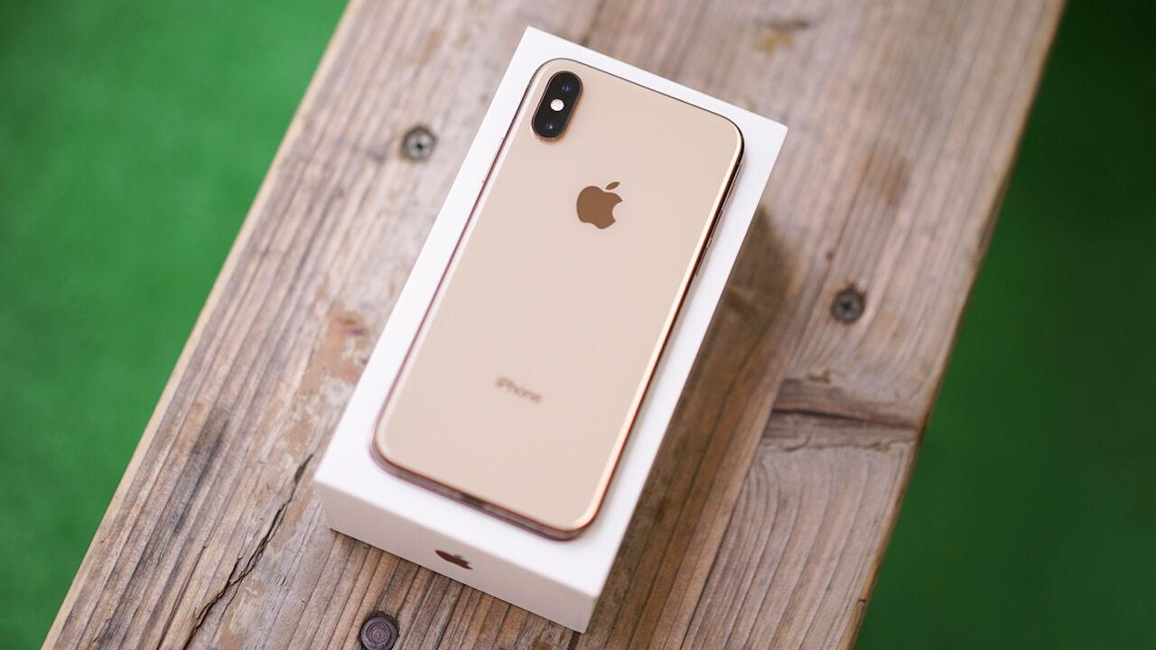 Iphone 14 pro gold фото