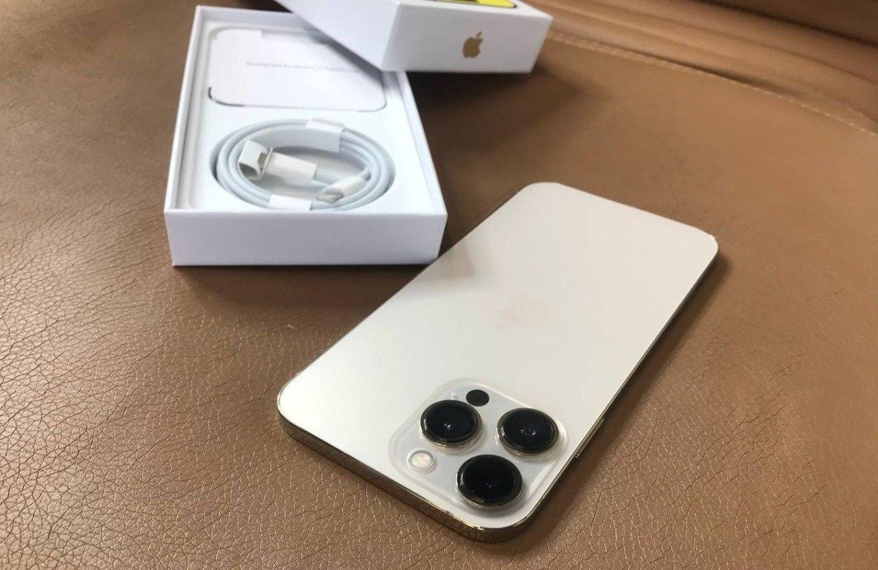 Iphone xr в корпусе 14 pro. Iphone xr в корпусе 14 pro. Iphone xr в корпусе 14 pro max фиолетовый. Telifon sina. Iphone xr в корпусе 13 pro.